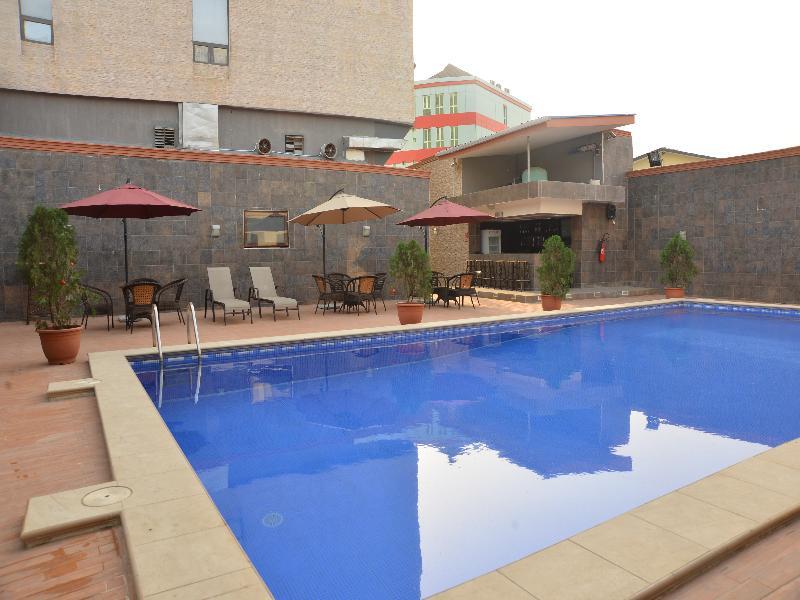 Golden Tulip Essential Lagos Airport Hotel Exterior photo